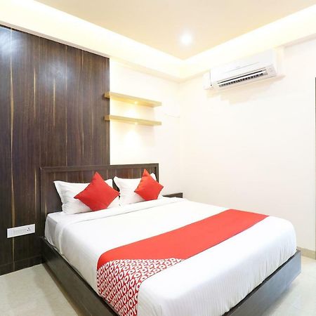 Oyo 37349 Sai Palace Chik Banavar Ngoại thất bức ảnh
