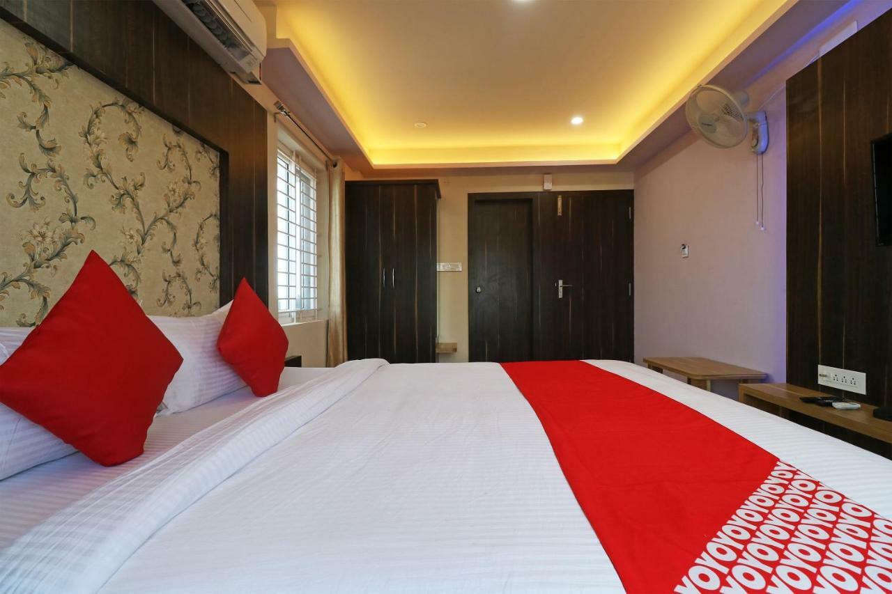 Oyo 37349 Sai Palace Chik Banavar Ngoại thất bức ảnh