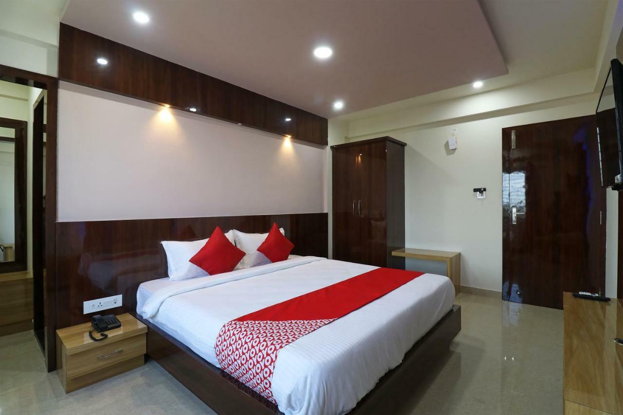 Oyo 37349 Sai Palace Chik Banavar Ngoại thất bức ảnh