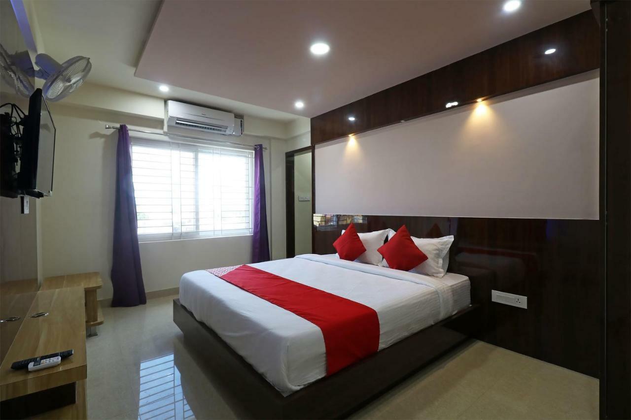 Oyo 37349 Sai Palace Chik Banavar Ngoại thất bức ảnh