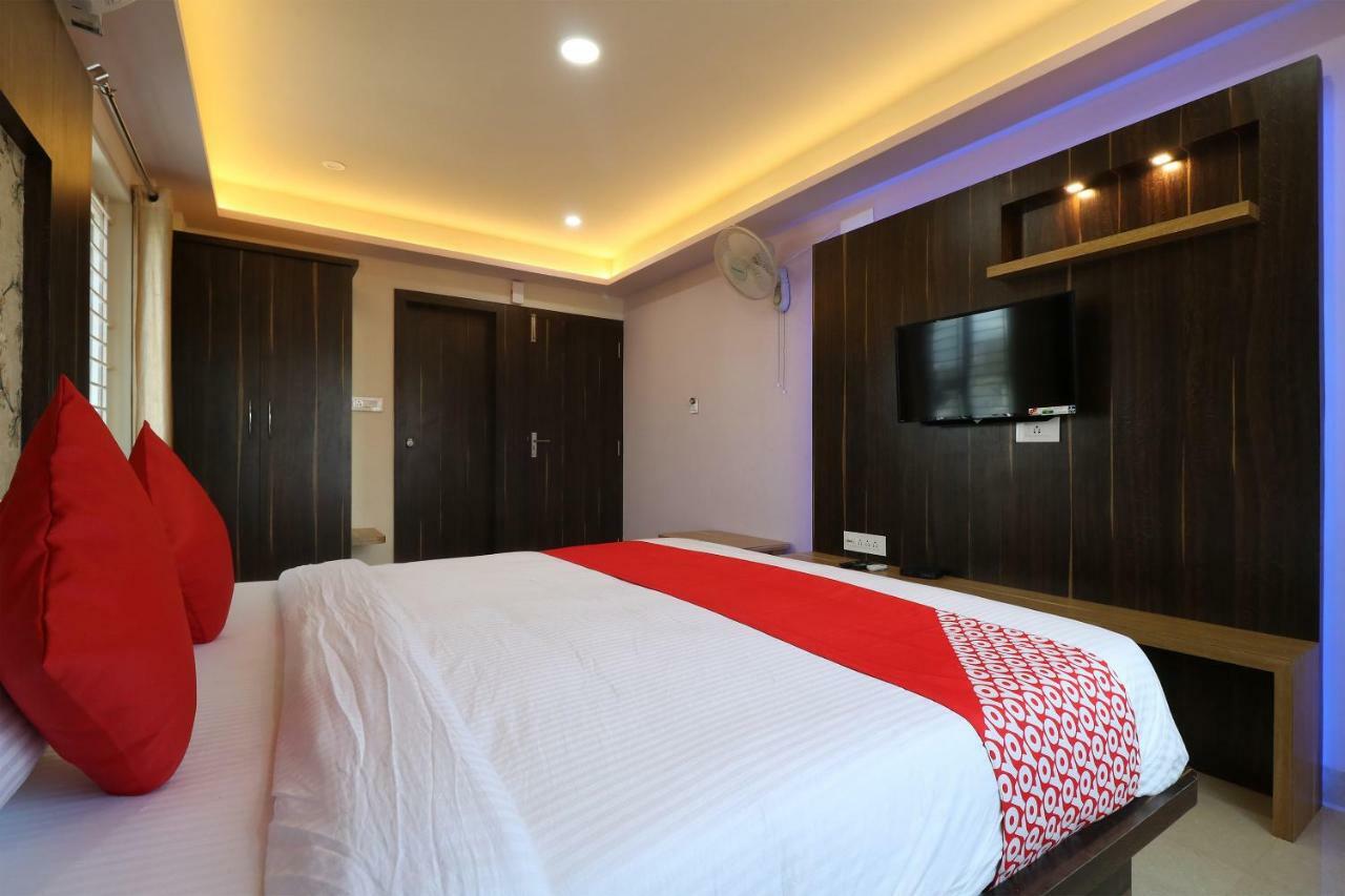 Oyo 37349 Sai Palace Chik Banavar Ngoại thất bức ảnh