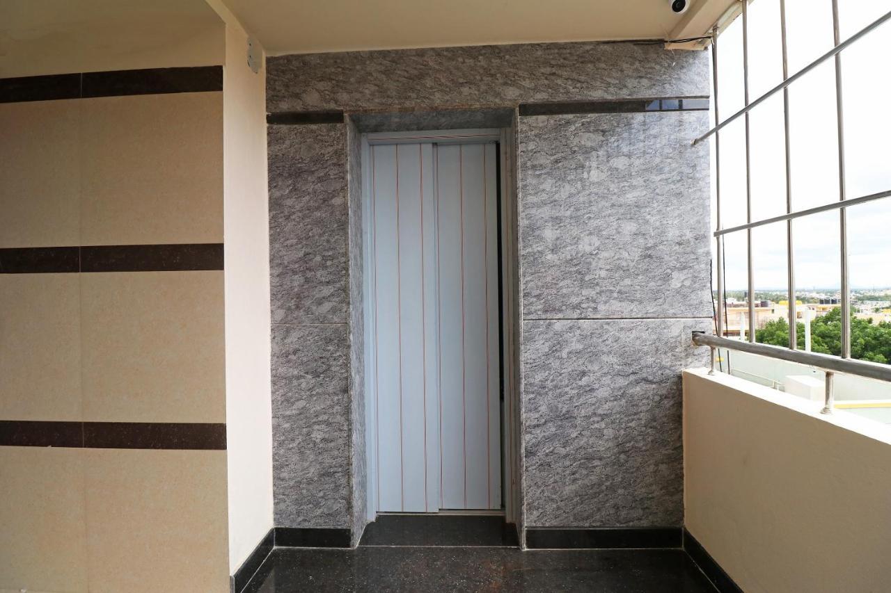 Oyo 37349 Sai Palace Chik Banavar Ngoại thất bức ảnh