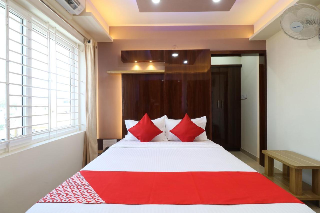 Oyo 37349 Sai Palace Chik Banavar Ngoại thất bức ảnh
